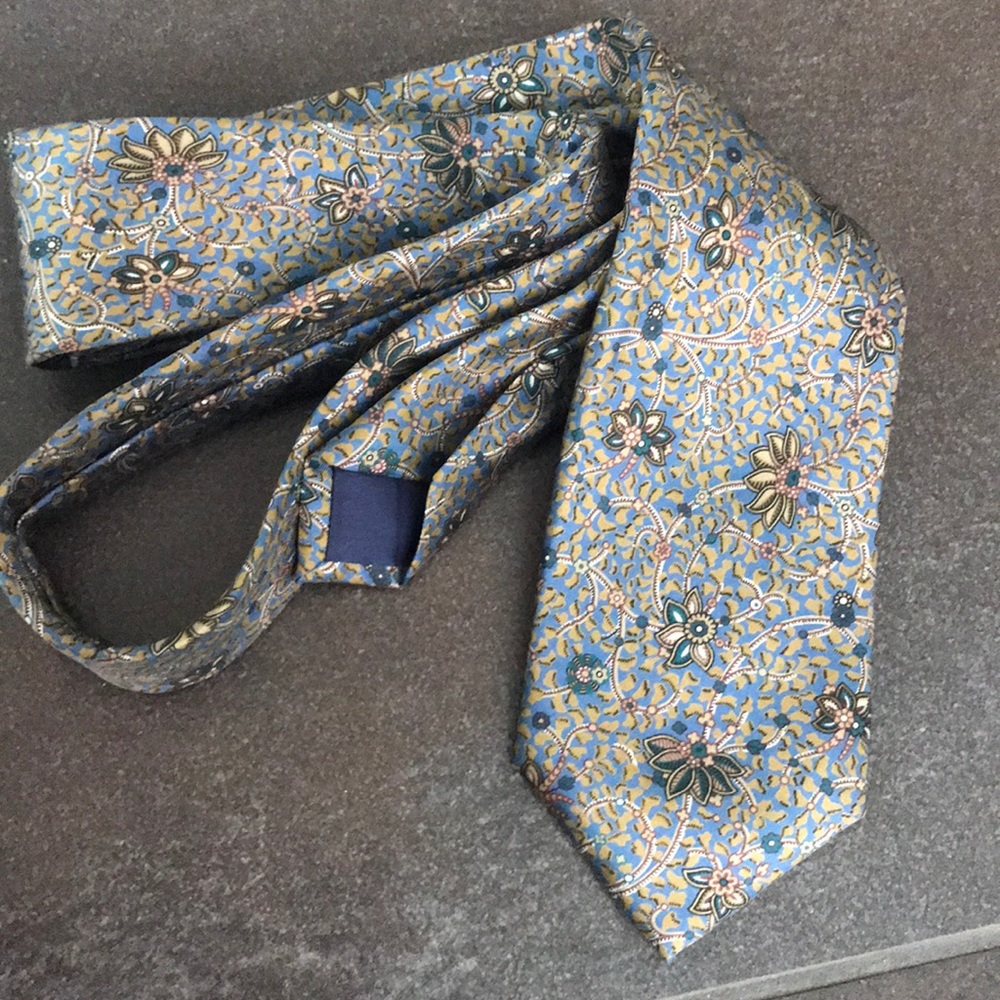 Kuppenheimer Silk Handmade Skinny Tie